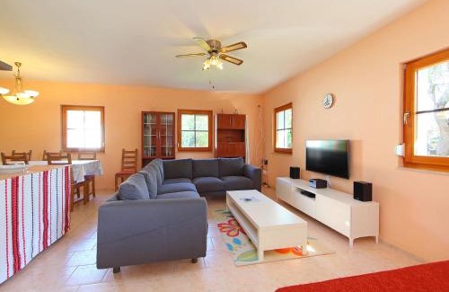 Balatonudvari House | Holiday Home Golf Tee by Interhome