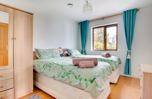 Polruan House | Holiday Home Greenbank by Interhome
