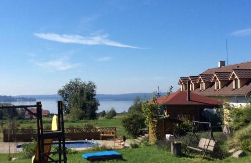 Karlovy Dvory House | Holiday home Hůrka
