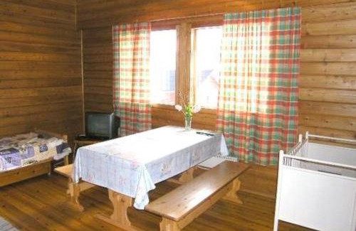 Taivalkoski House | Holiday Home Herkkola by Interhome
