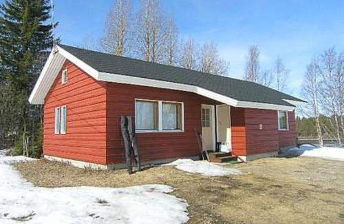 Taivalkoski House | Holiday Home Herkkola by Interhome