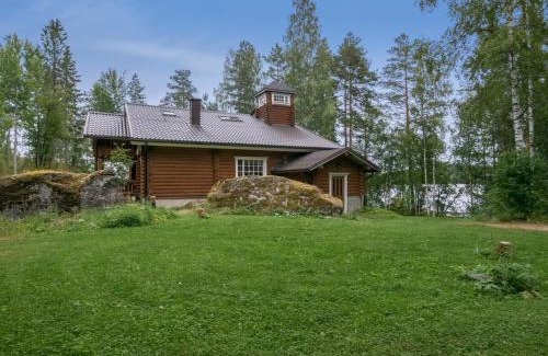 Aatola House | Holiday Home Hiidenlinna by Interhome