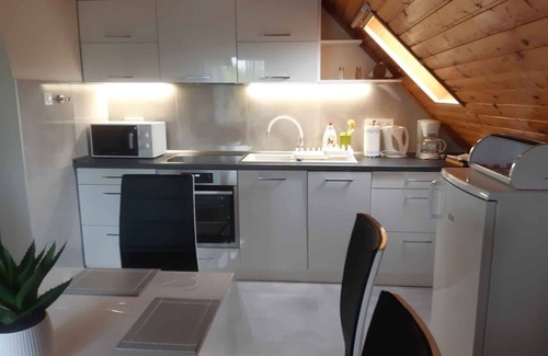 Balatonszarszo House | Holiday home Holiday house with garden and barbecue