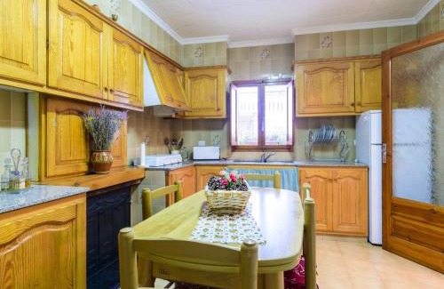 Rossell House | Holiday Home Hostalas by Interhome