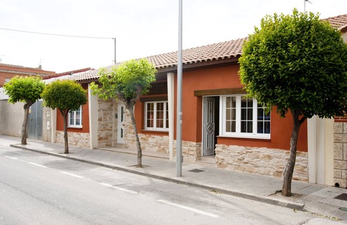 Murchante House | Holiday Home House Angelita