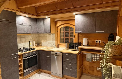 Steinbild House | Holiday Home 'Idylle Ferienhaus Ems' with Lake View, Wi-Fi and Air Conditioning