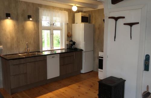 Brekke House | Holiday Home Ikjefjord by Interhome