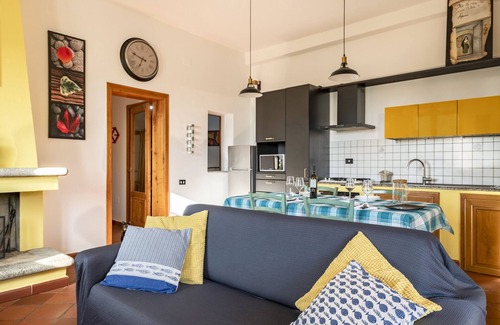 Bari Sardo House | Holiday Home "Il Giardino Vista Mare" with Sea View, Garden & Wi-Fi
