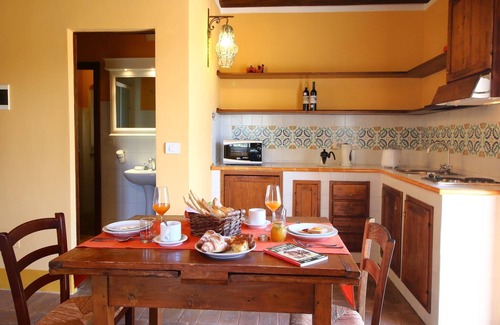 Assisi House | Holiday Home in Assisi with Pool