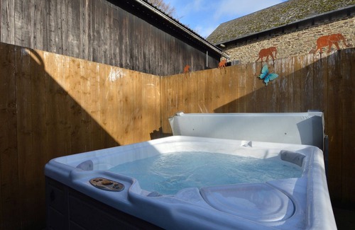 Burg-Reuland House | Holiday Home in Burg Reuland