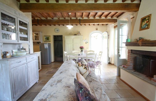 Camaiore House | Holiday Home in Camaiore with 4 bedrooms sleeps 7