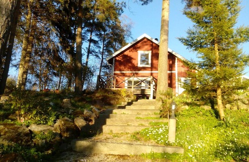Mellerud House | Holiday home in Dalsland at the lake Örsjön