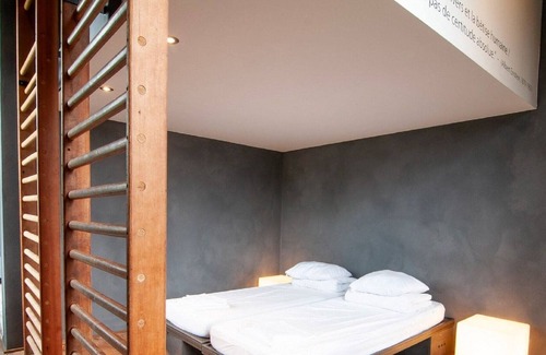 Anhee House | Holiday Home in Denée, halfway between Namur and Charleroi