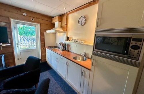 Elim House | Holiday Home in Elim near Slagharen Park