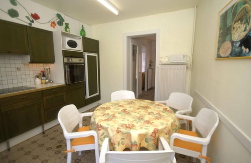 Vic-sur-Seille House | Holiday home in Vic-sur-Seille near the forest