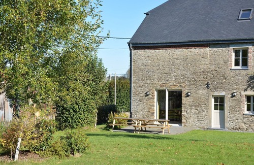 Willerzie House | Holiday home in Gedinne with forest