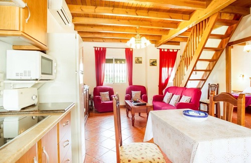Guaro House | Holiday Home in Guaro with Private Pool