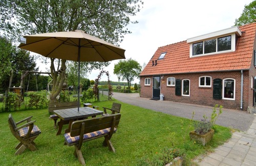 Holten House | Holiday Home in Holten near Lake IJssel