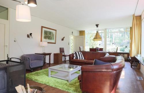 Huijbergen House | Holiday Home in Huijbergen near Forest