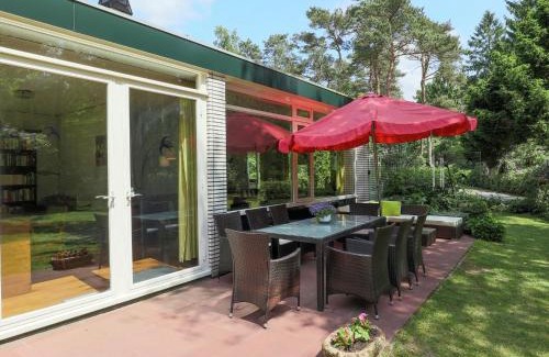 Huijbergen House | Holiday Home in Huijbergen near Forest