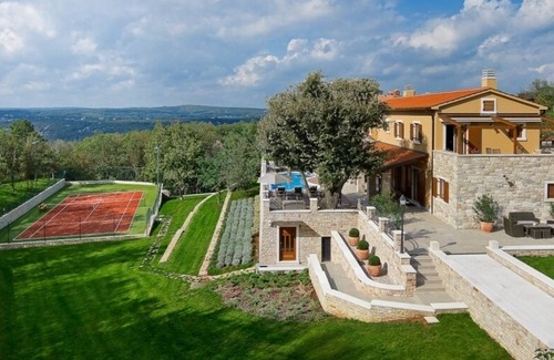 Kapelica House | Holiday Home in Labin with Terrace, Air condition, WIFI, Washing machine (688-1)