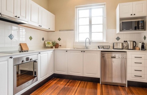 Paddington House | Holiday Home in Paddington