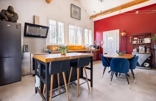 Carpentras House | Holiday Home in Provence, Garden & Swimming Pool