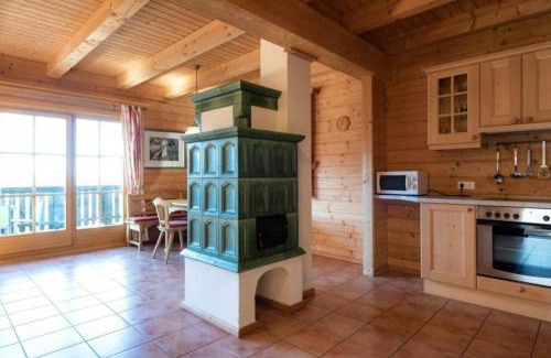 Frantschach-Sankt Gertraud House | Holiday home in Stefan in the Lavanttal with balcony
