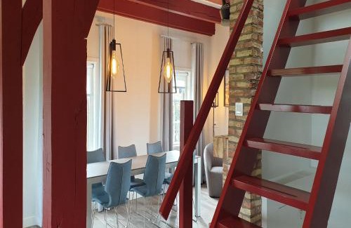 Den Hoorn House | Holiday Home in Texel near Sandy Beaches