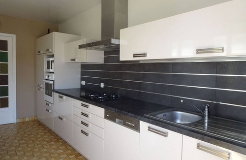 Trelevern House | Holiday Home in Trelevern near Pink Granite Coast