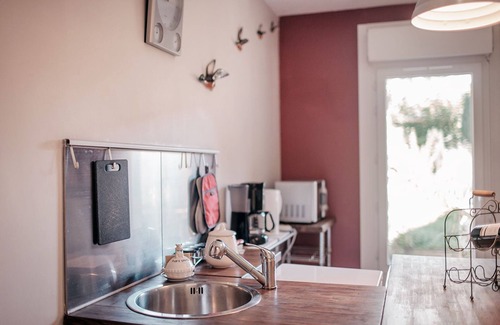Vitz-sur-Authie House | Holiday Home in Vitz-Sur-Authie Garden View