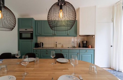 Zelhem House | Holiday Home in Zelhem with Hot Tub & Forest