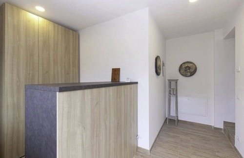 Domegge di Cadore House | Holiday Home 'Alle Arce' with Lake View, Wi-Fi and Air Conditioning