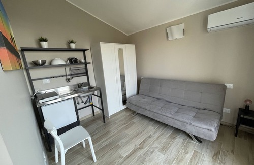 Trevignano Romano Villa | Holiday Home "Lago Blu": on Lake Bracciano for groups, families and pets.