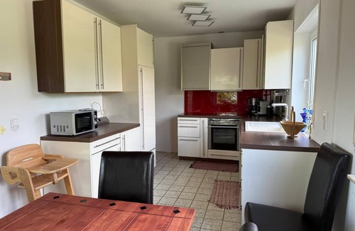 Pfullendorf House | Holiday Home 'Jo und Jo' with Private Terrace, Private Garden and Wi-Fi