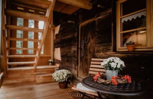 Titisee-Neustadt House | Holiday Home 'Kornspeicher, 50qm' with Private Terrace, Private Garden and Wi-Fi