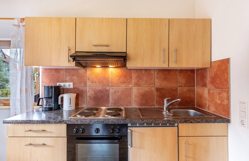 Bad Urach House | Holiday Home "Katrin" with Private Terrace & Wi-Fi