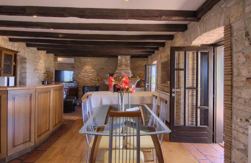 Golas House | Holiday Home Kukurin