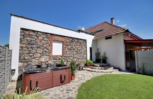 Ctetin House | Holiday Home Kvitek - vacation house with indoor pool and large game room