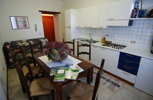 Ponte Grande Apartment | HOLIDAY HOME "L'OASI" IN ASSISI - Private entrance, Garden with swimming pool