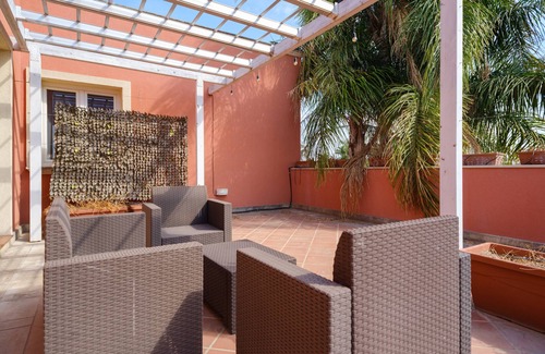 Copertino House | Holiday Home "La Carruba" with Garden & Wi-Fi