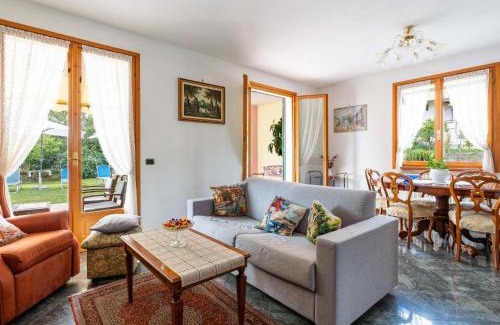 Diano Castello House | Holiday Home La Casetta by Interhome