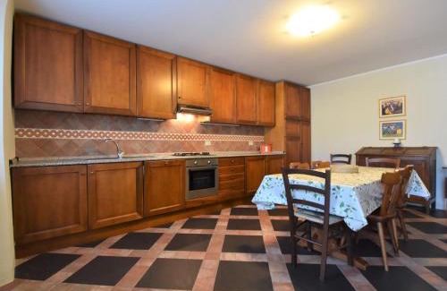 Castana House | Holiday Home La Corte Bricca - Casa Padronale by Interhome