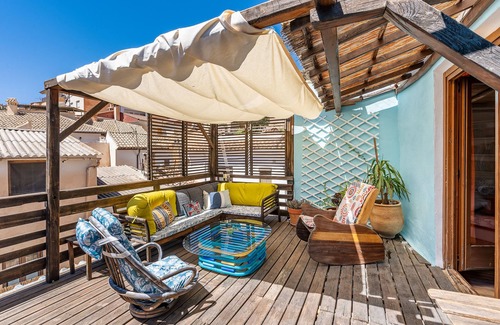Guejar Sierra House | Holiday Home 'La Lechuga Azul' with Mountain View, Private Terrace and Wi-Fi