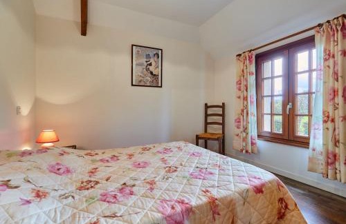 Savigny House | Holiday Home La Voisinière no- 3 by Interhome