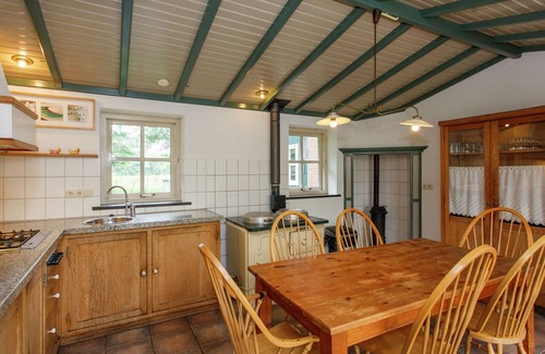 Lage Mierde House | Holiday Home Lage Mierde with Garden & BBQ