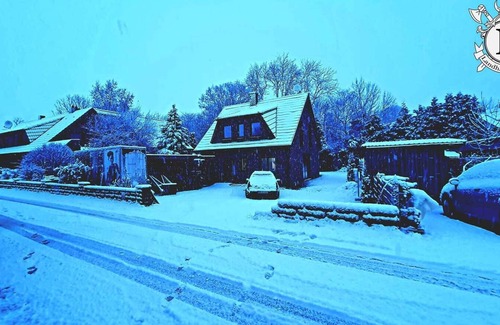 Sterup House | Holiday Home 'Landhaus Ferien Ostsee' with Private Terrace, Wi-Fi and Air Conditioning