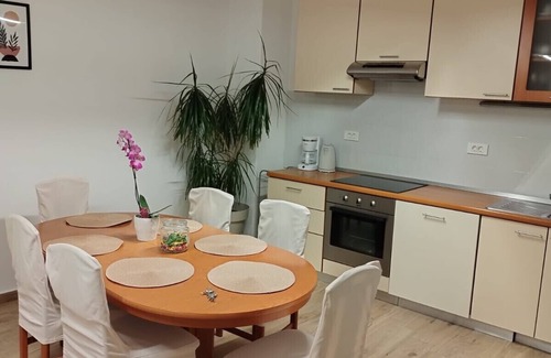 Novigrad House | Holiday Home Lantina with pool