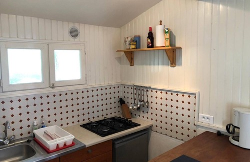Varaignes House | Holiday Home 'Le Fil De L'eau' with Shared Pool, Private Terrace and Shared Garden