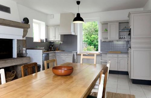 Guimaec House | Holiday Home Le Guelliec - GMC203 by Interhome